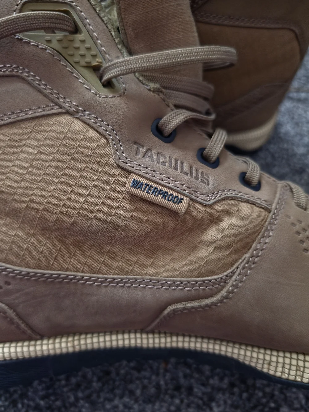 Men's Waterproof Tactical Boots - Tan
